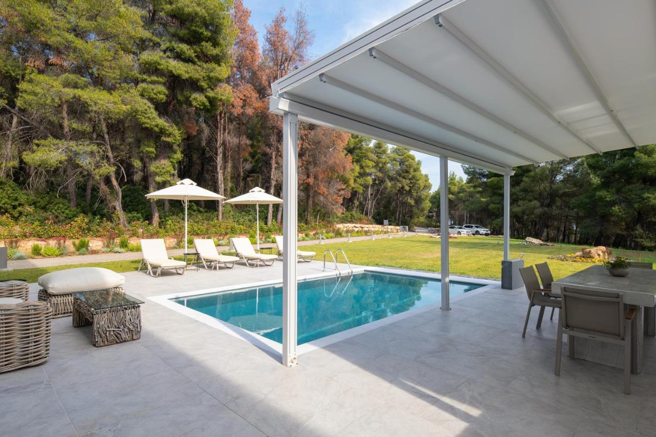 Nikiti Botanic Pool Suites Exterior photo